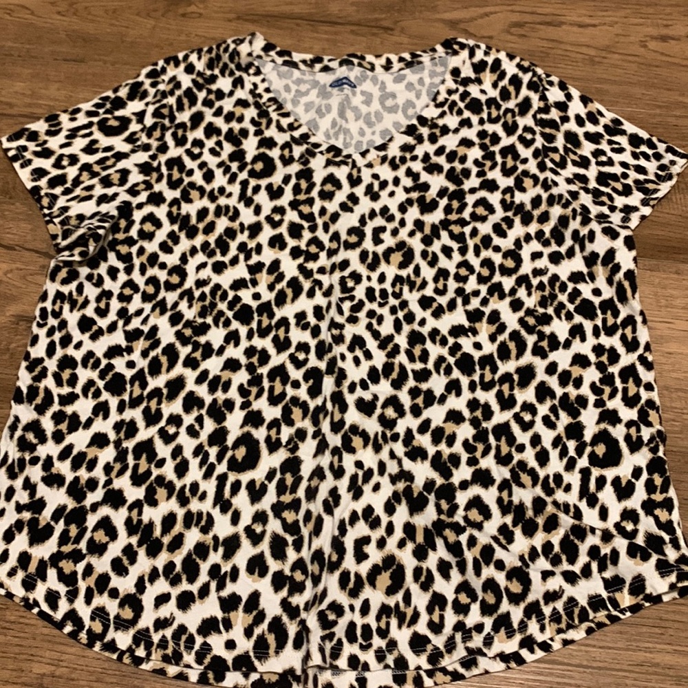 womens v-neck tee shirt